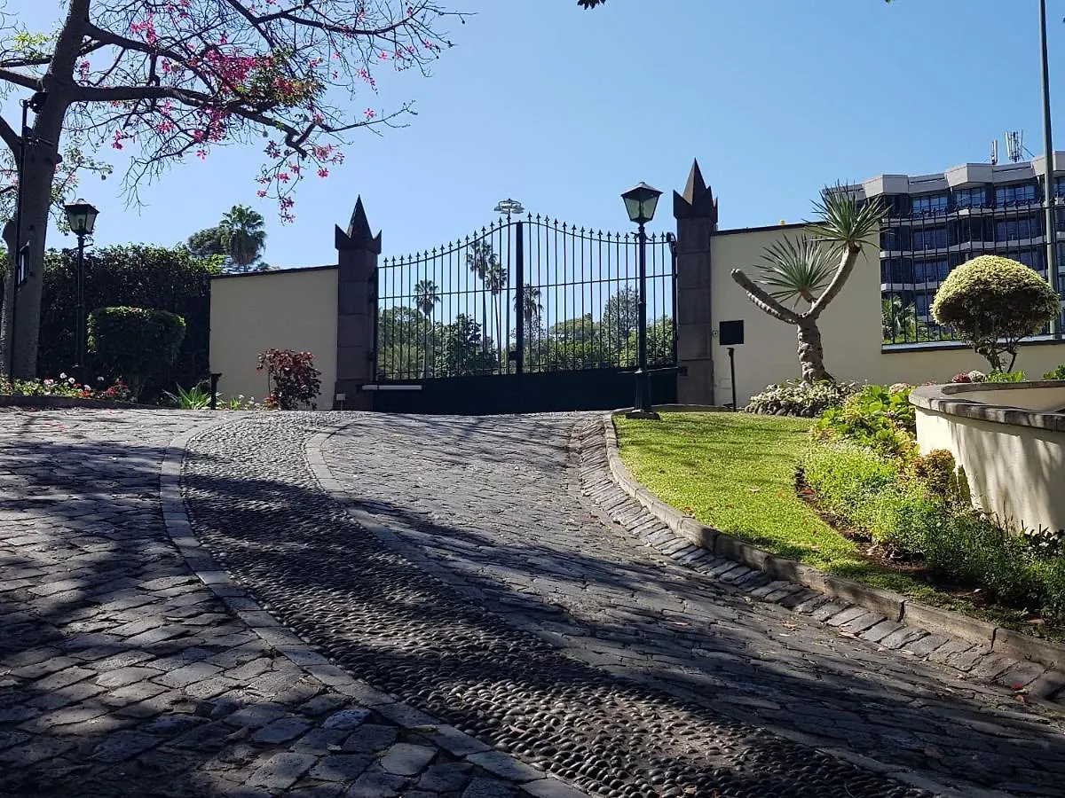 Reids Gardens Luxury Flat In Madeira Island Apartment Funchal  Funchal (Madeira)